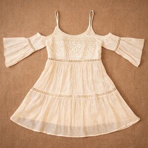 ✨Boho Cold Shoulder Crochet Lace Blouse Size L